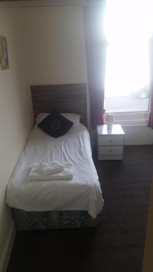 Boston Hotel 스카버러 외부 사진